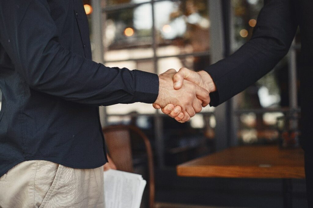 Principales ventajas de regalar artículos personalizados a los clientes