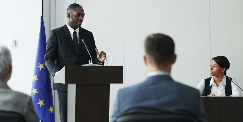 Merchandising-politico-empresa