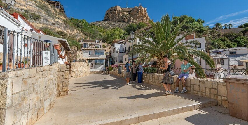 castillo-santa-barbara-alicante-teambuilding