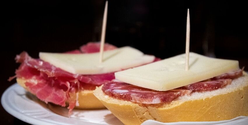 ruta-pintxos-team-building-san-sebastian